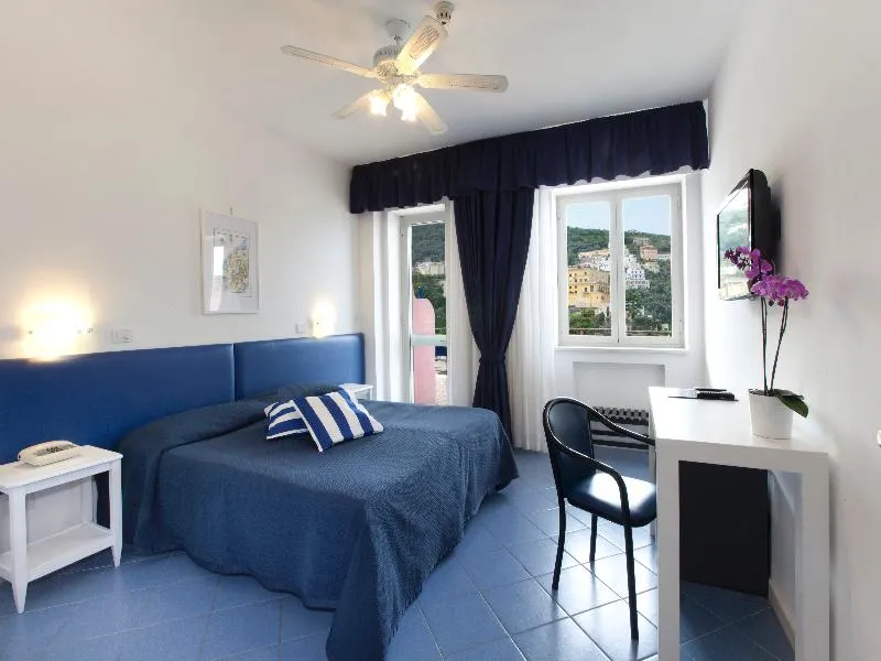 Double or Twin STANDARD Room, Mary Hotel, Naples