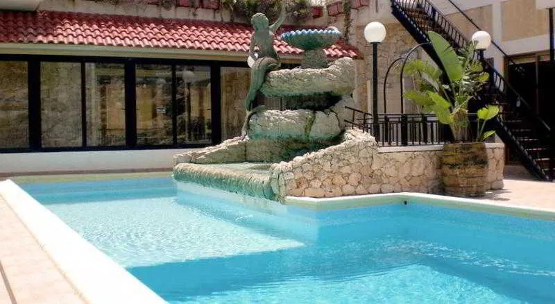 Pool, Hotel Xlendi Resort and Spa, Gozo