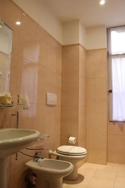 APARTMENT TWO BEDROOMS Room, Via Roma Suites, Florence