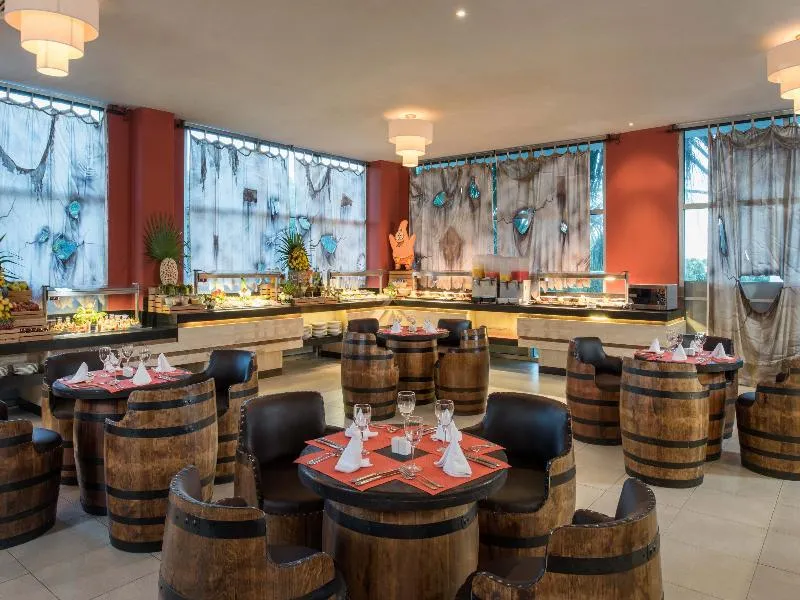 Restaurant, Family Club Princess, Playa Del Carmen
