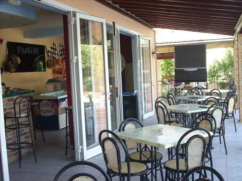 Restaurant, Makis Apartments, Corfu