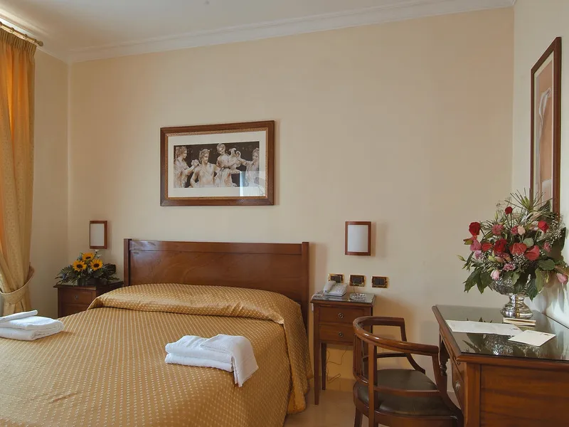 DOUBLE SINGLE USE STANDARD Room, Buono, Naples