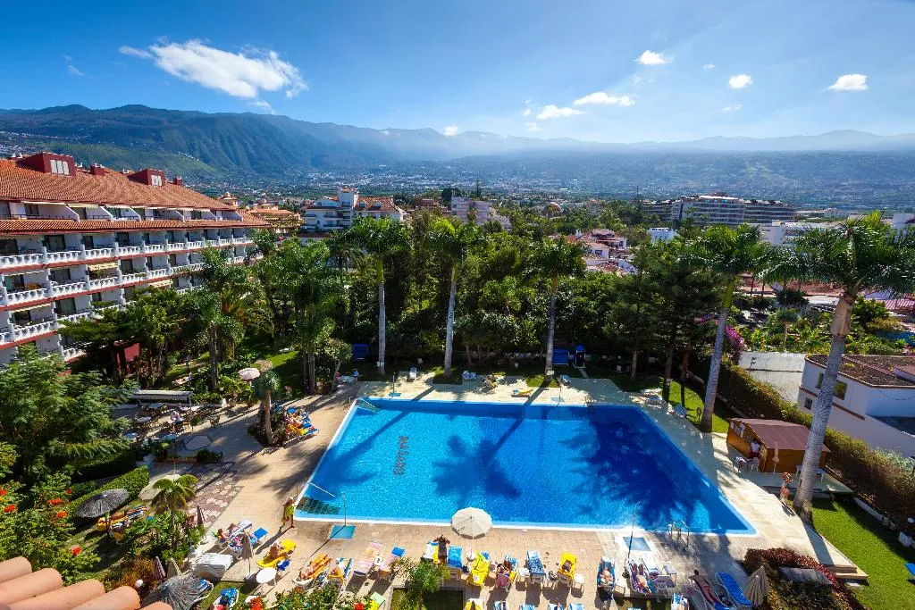 Pool, Masaru, Tenerife