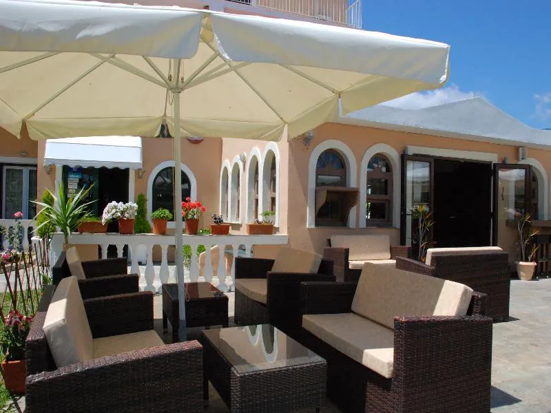 Bar, Sea Bird, Corfu