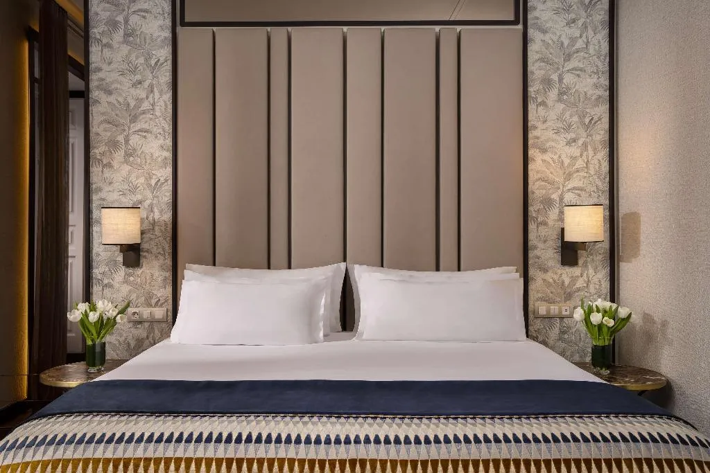 DOUBLE DELUXE WITH TERRACE Room, NH Collection Madrid Palacio de Tepa, Madrid