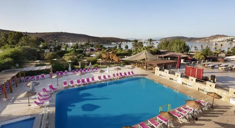 Pool, Ladonia Hotels Del Mare Ex Cesars Suites Bodrum, Bodrum