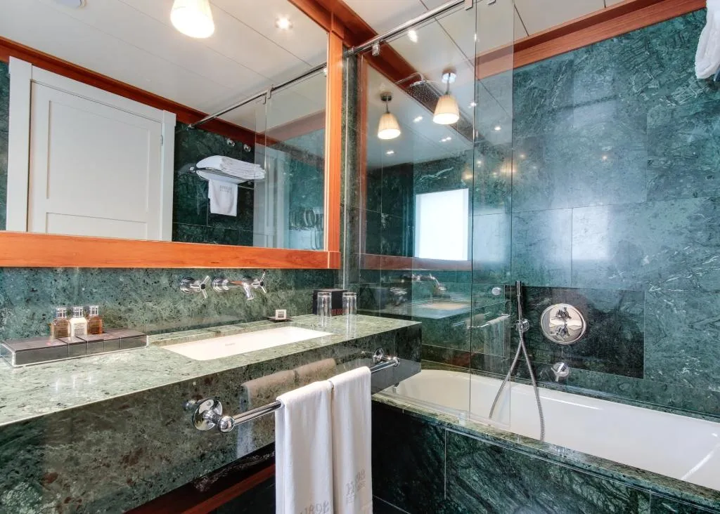 DOUBLE SUPERIOR Room, Hotel 1898, Barcelona