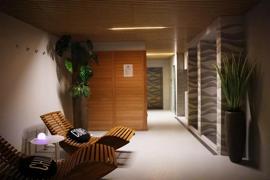 Sports and Entertainment, Leonardo Boutique Hotel Rome Monti, Rome