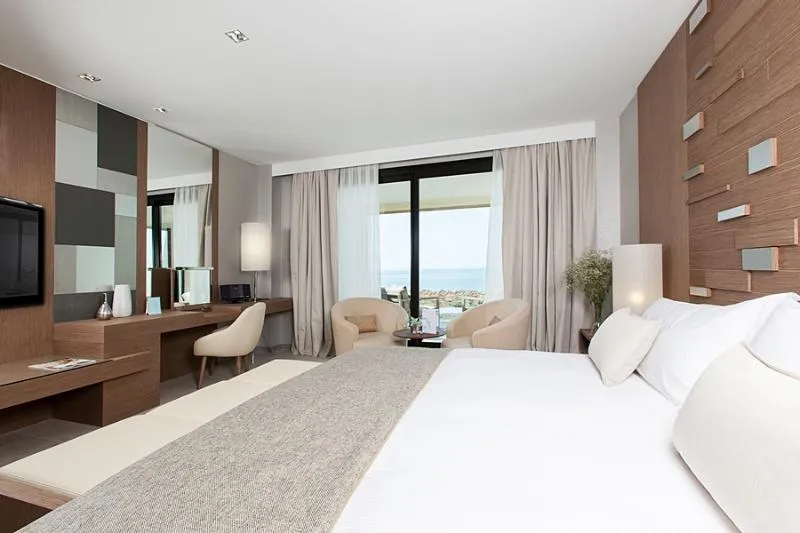 General view, The Oasis by Don Carlos Resort, Costa Del Sol