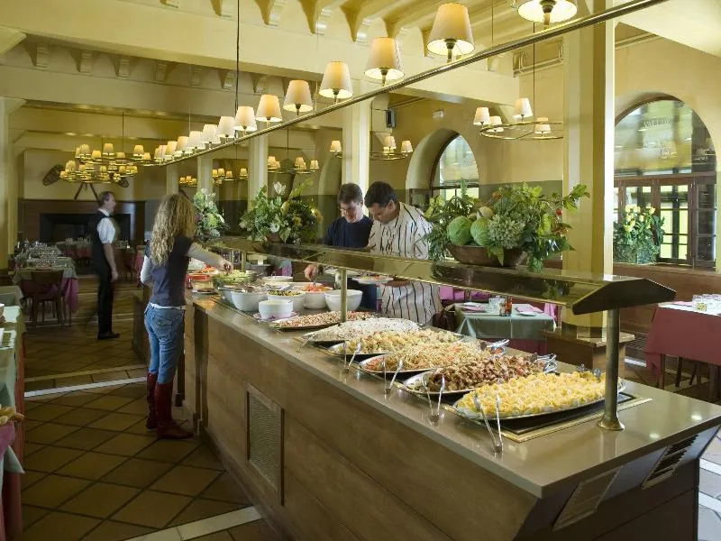 Restaurant, Vall de Nuria, Costa Brava