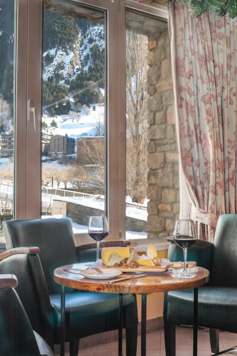 Bar, Ski Plaza, Canillo