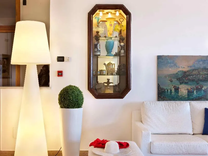 Lobby, Rivage Hotel, Naples