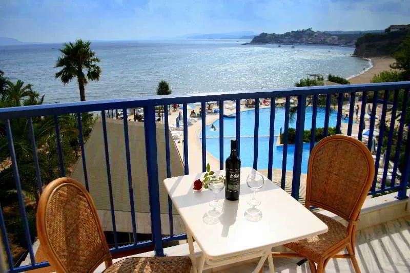Terrace, Golden Sun, Kalamata