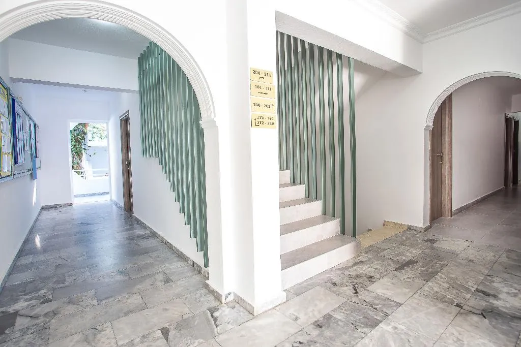 Lobby, Belvita, Rhodes