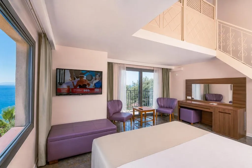 Room, Altamare By Luna Collection, Izmir