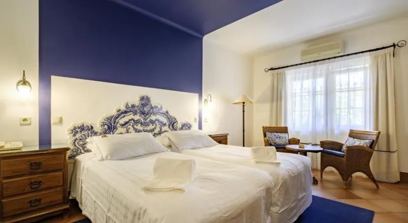 Double or Twin CLASSIC POOL VIEW Room, Dom Manuel I Charming Residence, Algarve