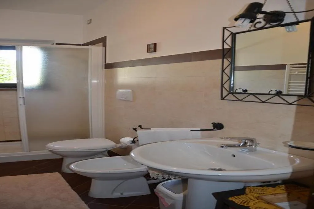 APARTMENT CAPACITY 5 TWO BEDROOMS Room, La Terrazza del Subasio, Perugia