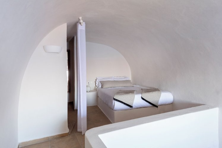 La Maltese Estate, Santorini
