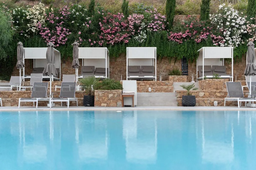 Pool, Vincci EverEden, Athens