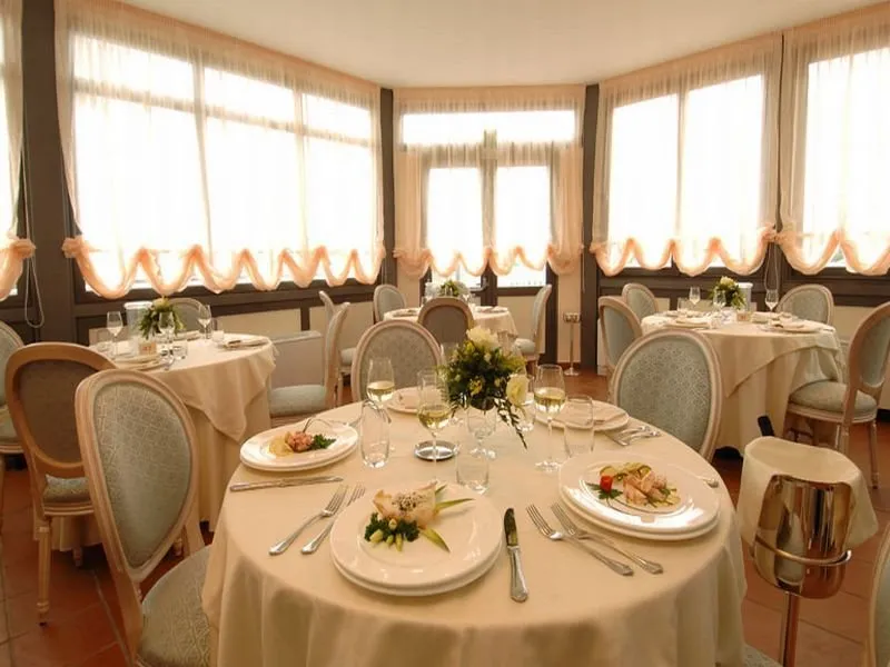 Restaurant, Hotel San Giorgio, Rome
