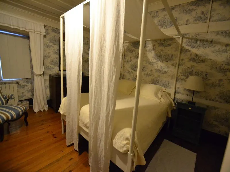 Room, Casa De Sezim, Porto
