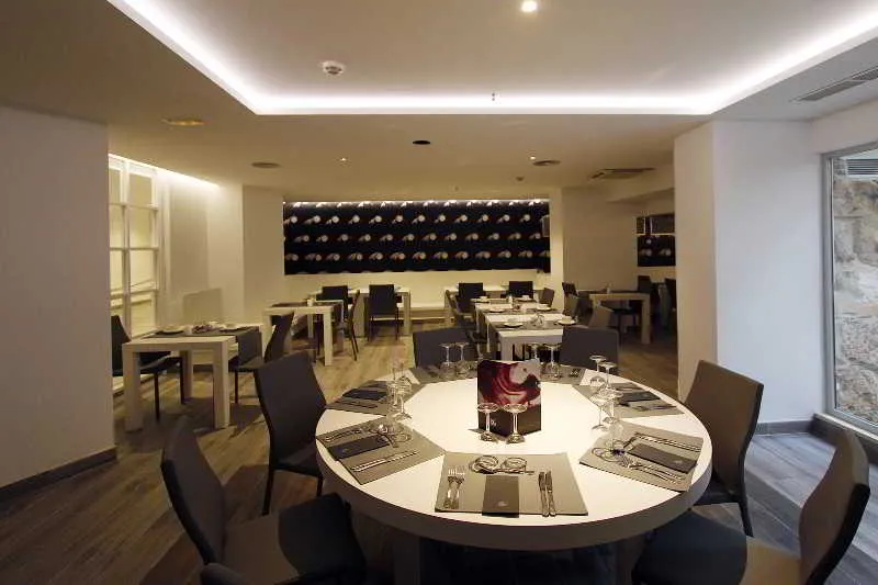 Restaurant, BG Pamplona, Majorca
