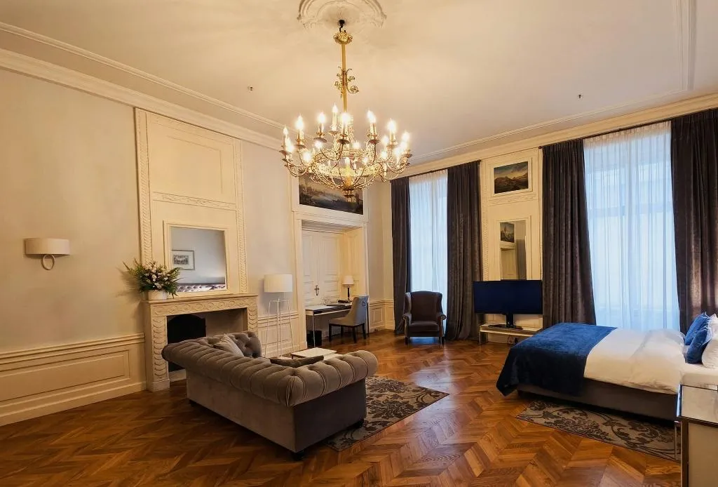 JUNIOR SUITE STANDARD Room, Wyndham Grand Krakow Old Town, Krakow