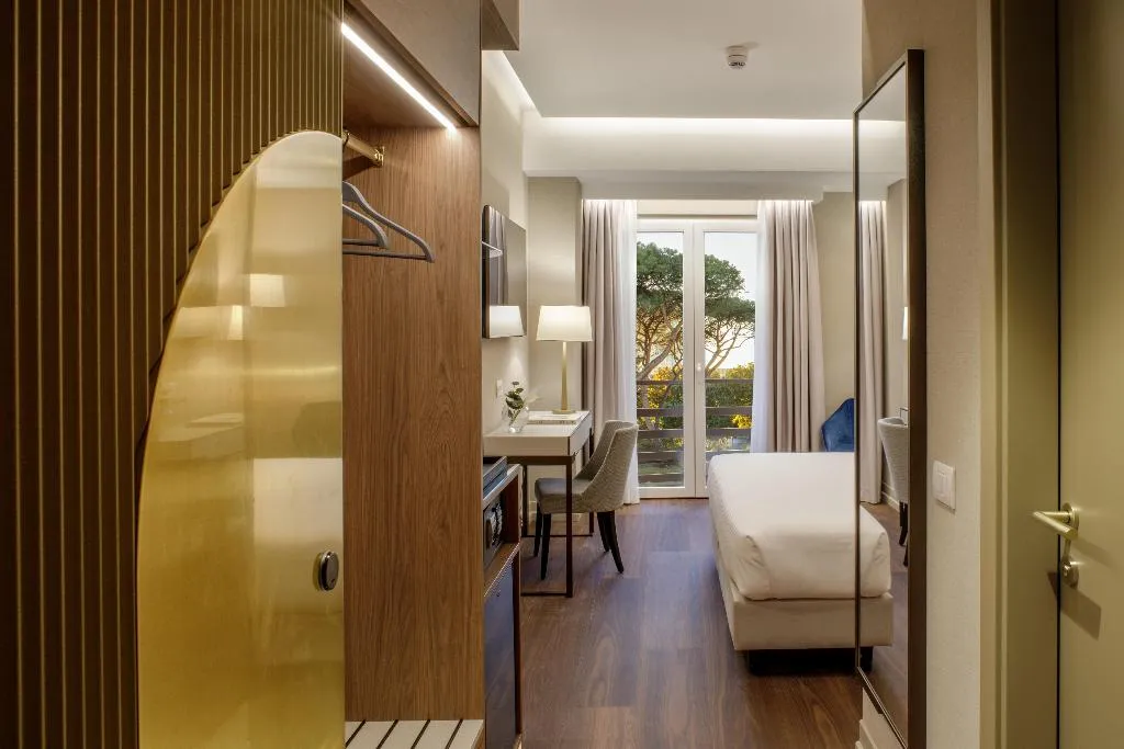 Room, Shangri La Roma, Rome