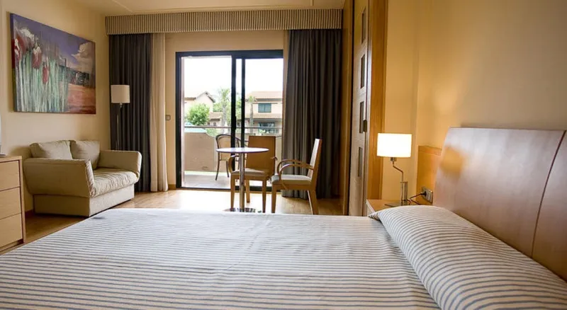 TRIPLE STANDARD Room, Clipper and Villas, Costa Brava