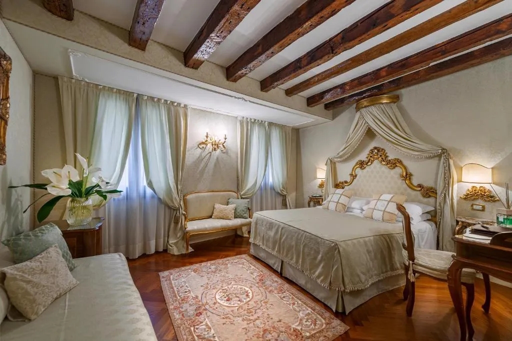 DOUBLE DELUXE Room, Antico Doge - a Member of Elizabeth Hotel, Venice