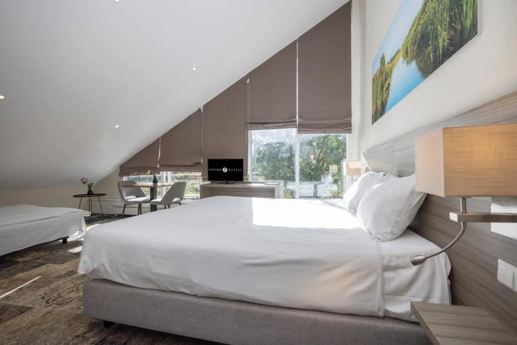FAMILY ROOM STANDARD Room, Fletcher Hotel-Restaurant Spaarnwoude, Amsterdam