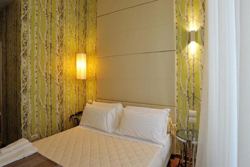 Room, B&B with a View La Dimora degli Angeli, Florence