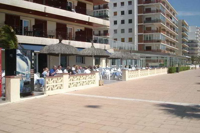 Bar, Montecarlo, Costa Brava