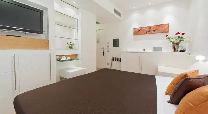 Room, White, Rome