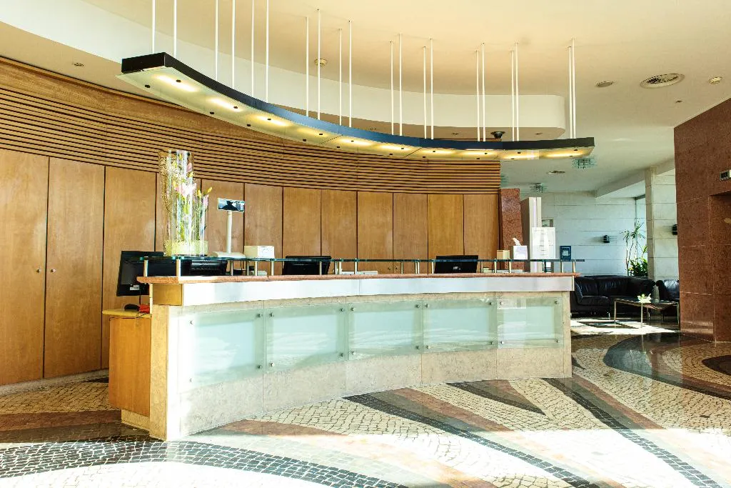 Lobby, SANA Sesimbra, Lisbon
