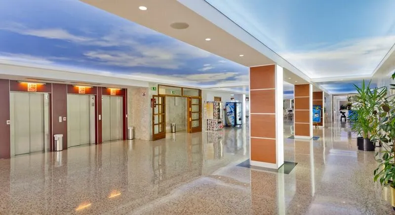 Lobby, GHT Oasis Park & Spa, Costa Brava