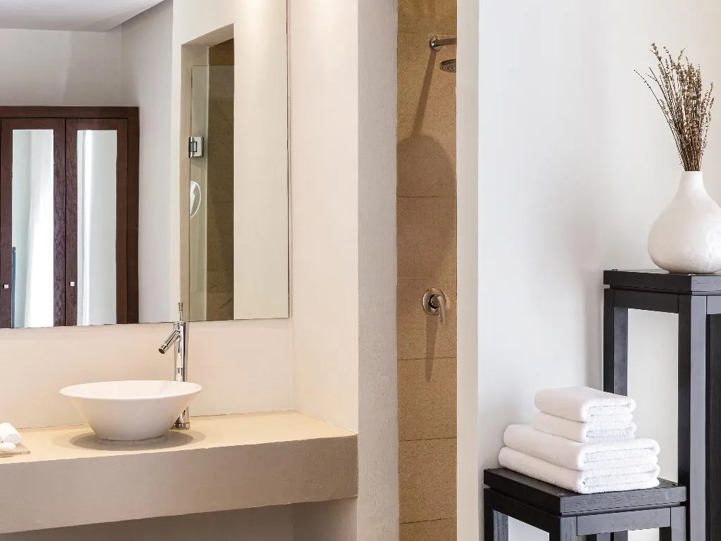 VILLA FOUR BEDROOMS Room, Amirandes, A Resort to Live, Crete