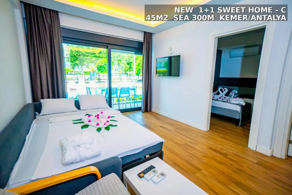 Room TWO KING BEDS Room, Camyuva Beach, Antalya
