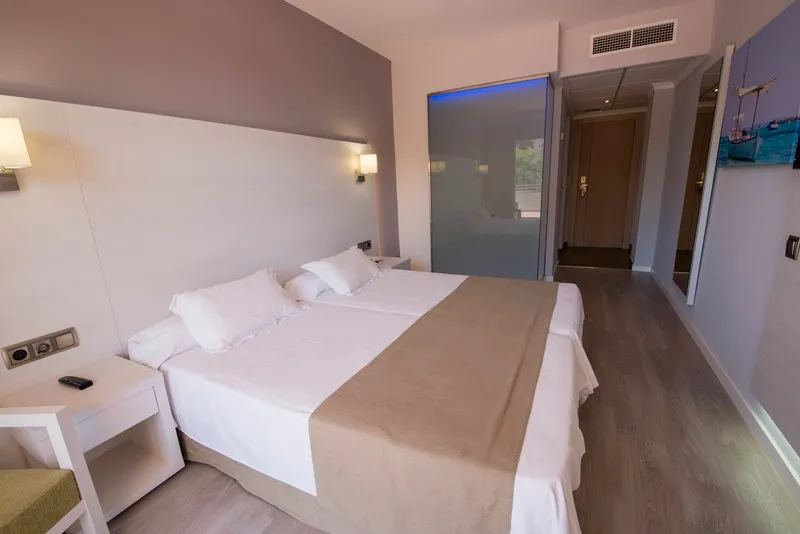 TWIN SUPERIOR Room, Helios Hotel, Majorca