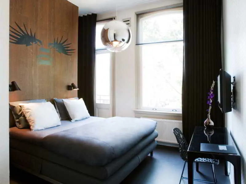 DOUBLE STANDARD Room, Hotel V Frederiksplein, Amsterdam