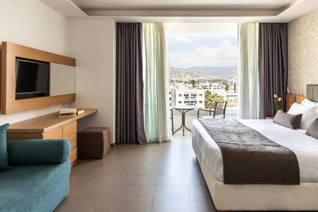 FAMILY ROOM LAND VIEW Room, Royal Apollonia, Cyprus