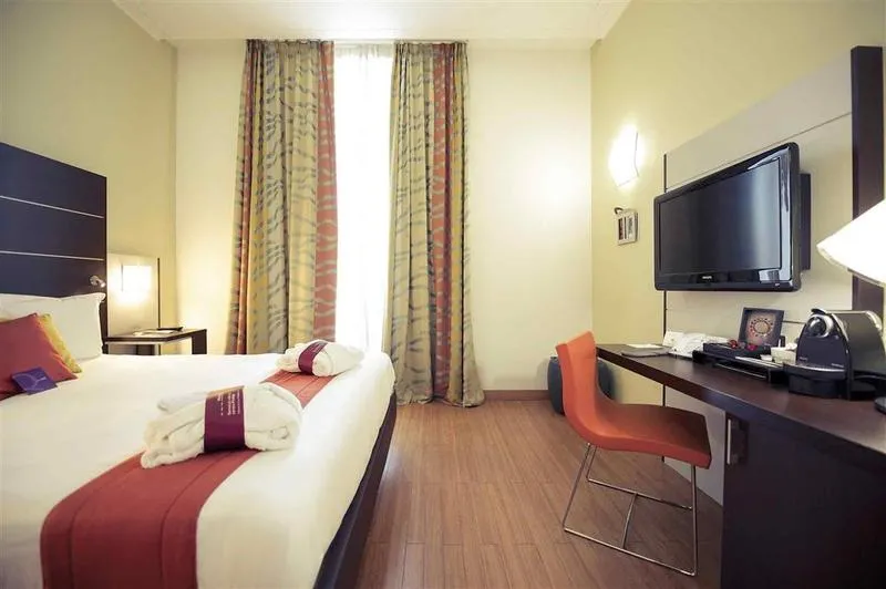 Room, Mercure Napoli Centro Angioino, Naples