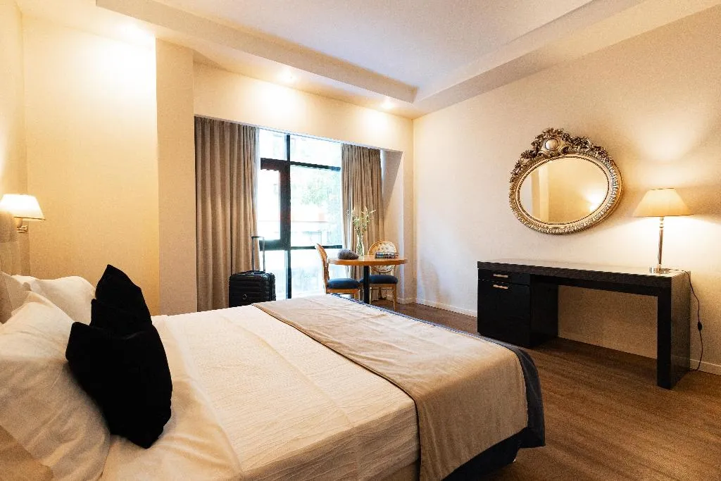 TRIPLE STANDARD Room, Best Western Plus Embassy Hotel, Athens