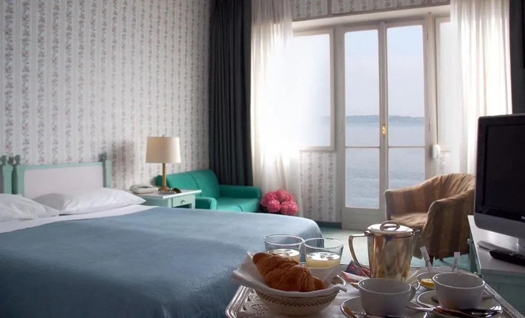 DOUBLE LAKE VIEW Room, Hotel Milano (Lake Maggiore), Milan