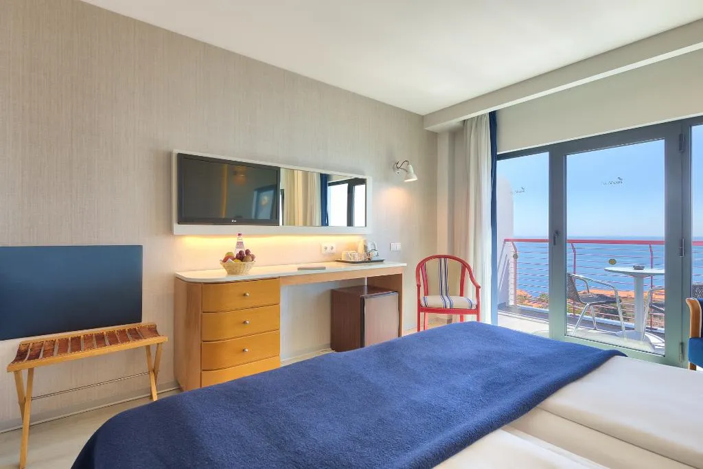 TWIN SEA VIEW Room, The Views Monumental, Madeira