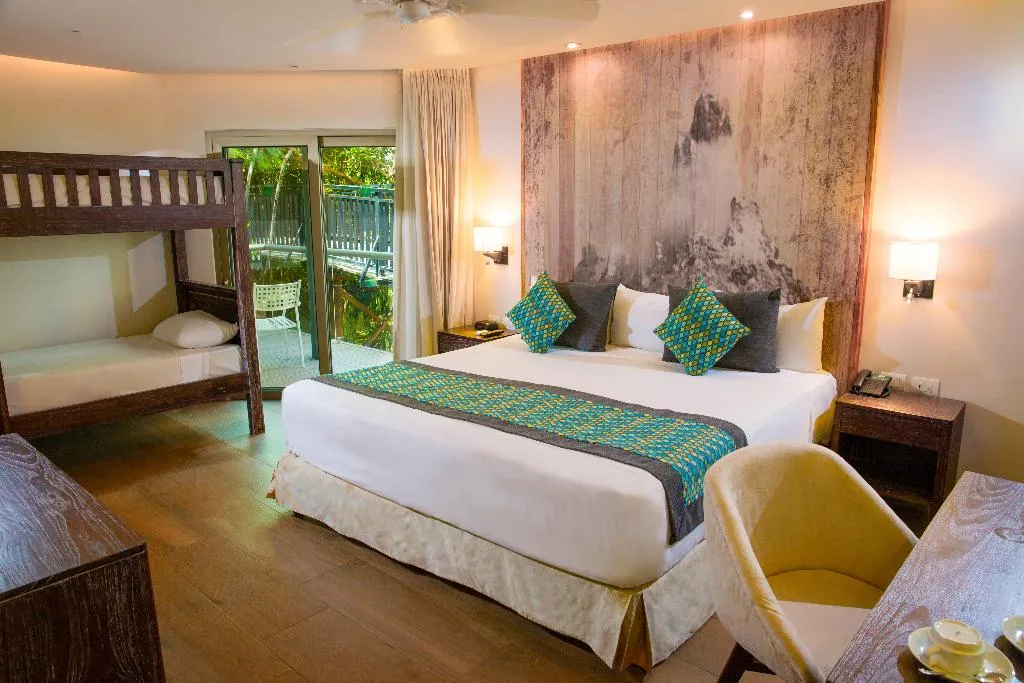 FAMILY ROOM CAPACITY 4 Room, Sandos Caracol Nature Resort & Water Park All Incl, Playa Del Carmen