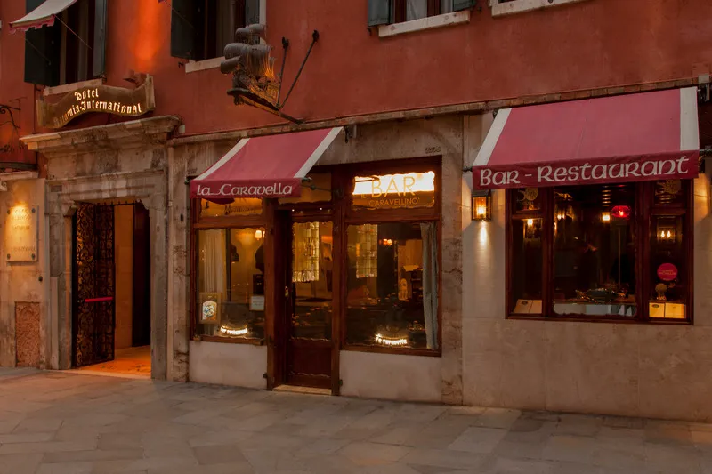 Restaurant, Saturnia & International, Venice