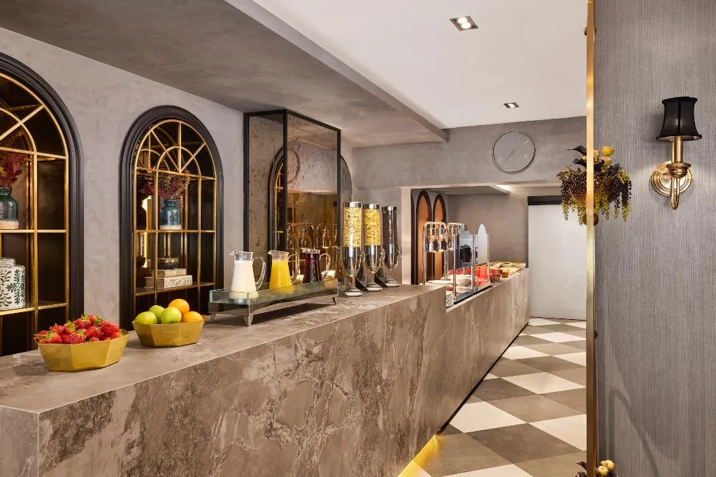 Restaurant, The New Zeybek Hotel, Izmir
