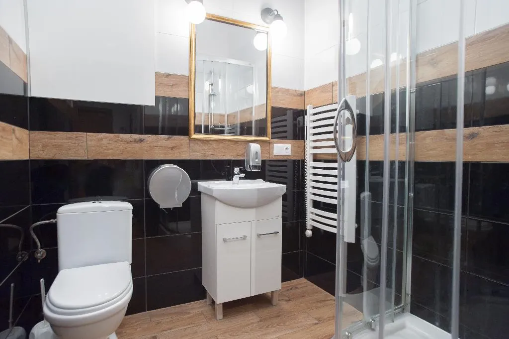 DOUBLE STANDARD Room, Dizzy Daisy Hostel, Krakow