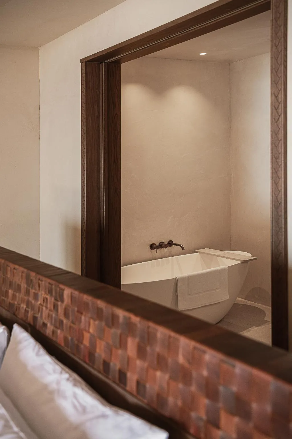 SUITE WITH PRIVATE POOL Room, The Revery, Crete